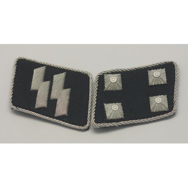 SS Major(SS-Sturmbannfuhrer) Collar Tabs