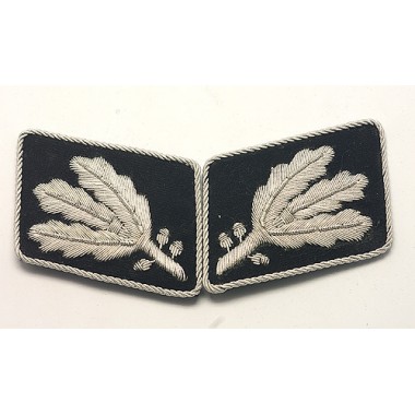 SS Lt General.(SS Gruppenfuhrer)Collar Tabs prior to 1942 