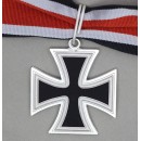 1957 Knight's Cross with Oak Leaf and Swords