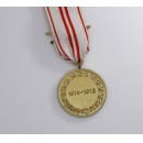 Austrian War Commemorative Medal 1914 - 1918 with Swords