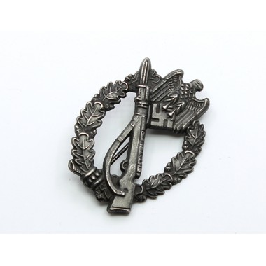 Infantry Assault Badge in Silver(Antique Finish)