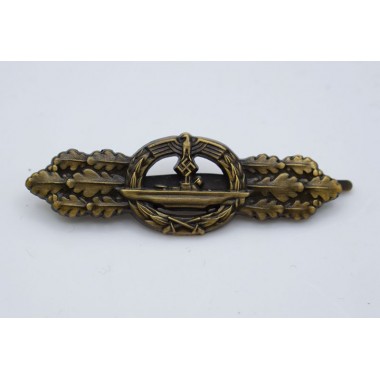 U-boat Front Clasp in Bronze