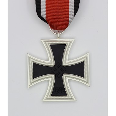 WW2 Iron Cross 2nd Class