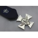 Police Long Service Award (18 Years)