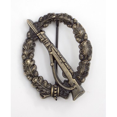 1957 Infantry Assault Badge in Bronze