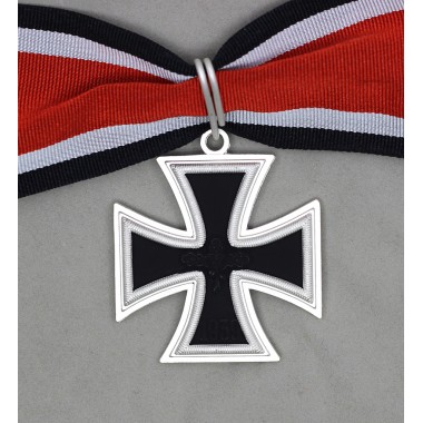 1957 Knight's Cross