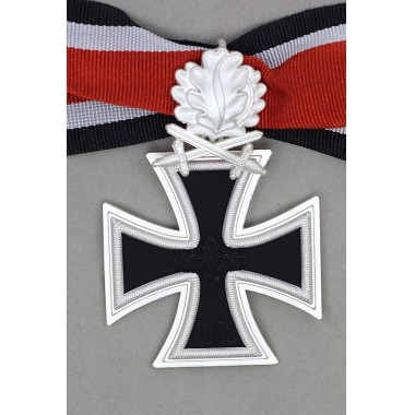 1957 Knight's Cross with Oak Leaf and Swords