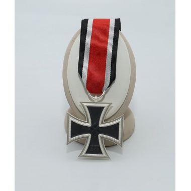 WW2 Iron Cross 2nd Class