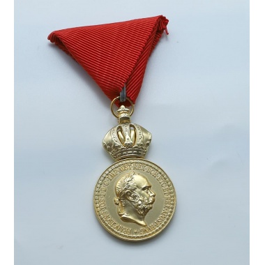 Bronze Military Merit Medal on the Red Ribbon, Franz Joseph I（Austria-Hungary)