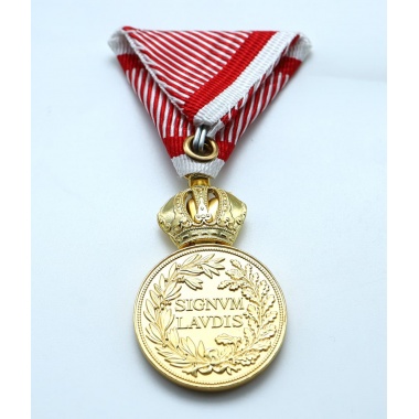 Bronze Military Merit Medal on the War Ribbon with Swords, Franz Joseph I（Austria-Hungary)