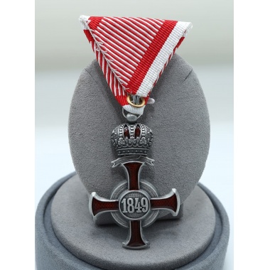Silver Cross of Merit with the Crown and Swords (Austria-Hungary)